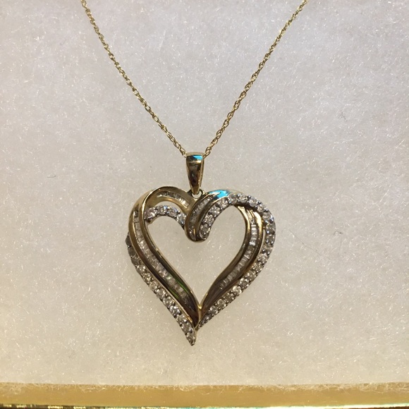 10k yellow gold diamond heart pendant 18” necklace 1/2 ct - Picture 2 of 5
